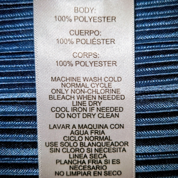 Marc New York S/M Steel Blue Micro Pleated Short Sleeve Subtle Sheen Top - Picture 10 of 12